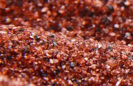 Red Garnet – Almandino de Roca dura